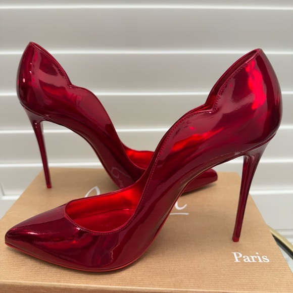 CHRISTIAN LOUBOUTIN Hot Chick 100 metallic patent red pumps 42 - Picture 9 of 12